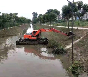 水陸兩(liǎng)用挖掘機